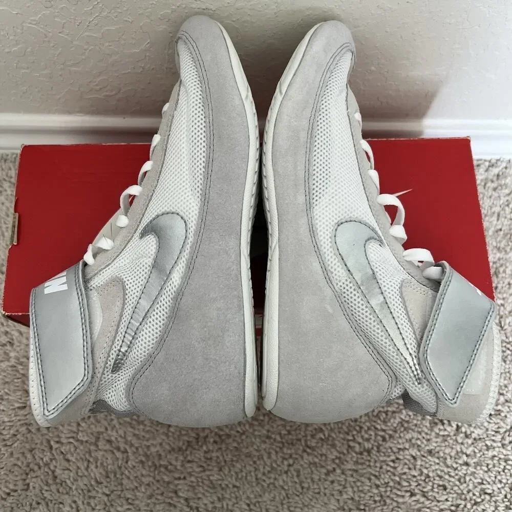 Nike SpeedSweep 7 White Metallic Silve Wrestling Shoes 366683-100 Men Size 8 New